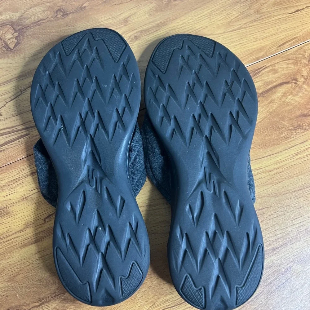 Skechers Goga Mat Thong Flip Flops Womens Size 10 Black Gray Casual Comfort